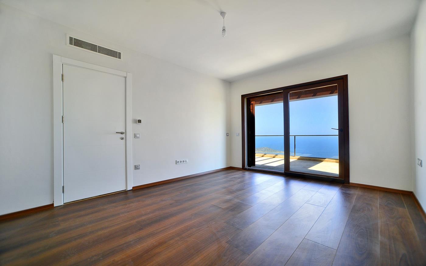 Bedroom with sea view photo