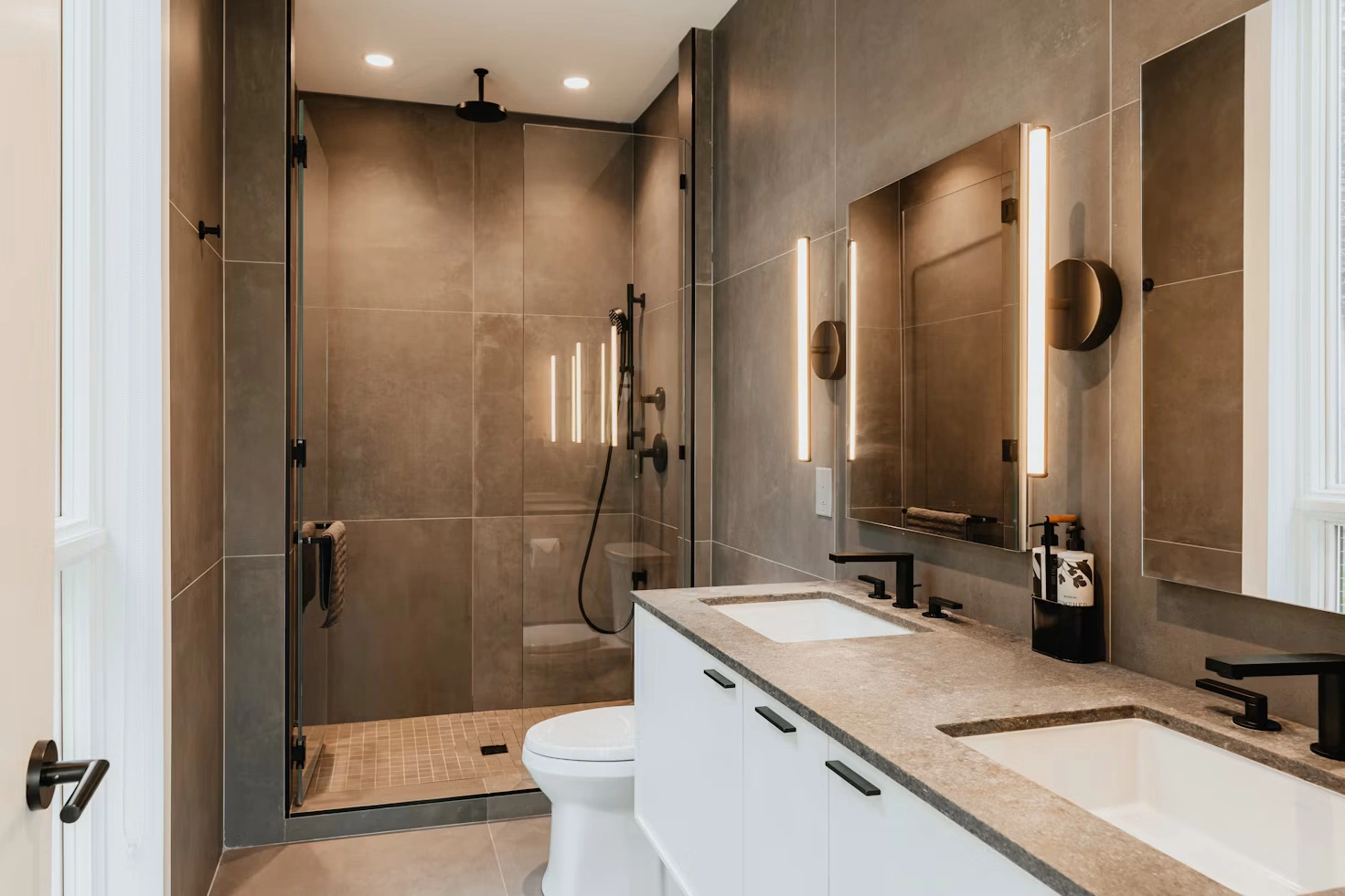 Bathroom listing photo used to create the luxury villa property video